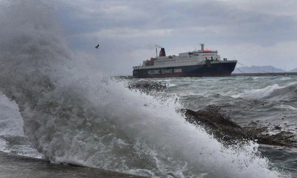 Απαγορευτικό απόπλου από Πειραιά Ραφήνα και Λαύριο